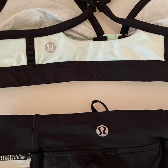 Lululemon Hot Yoga Outfit size 6 fits like a 4 - Picture 5 of 6